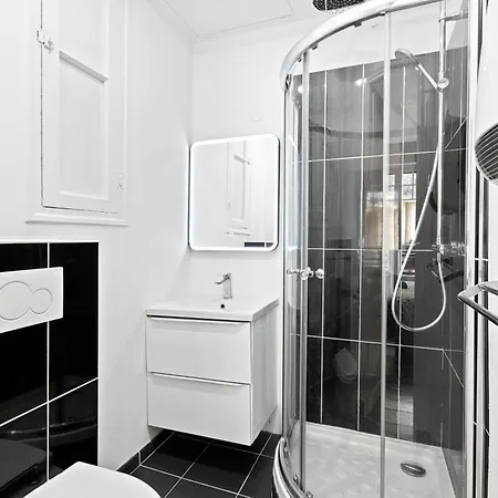 Lägenhet Renting - Paganini - New Lovely Cosy Flat In Heart Of *